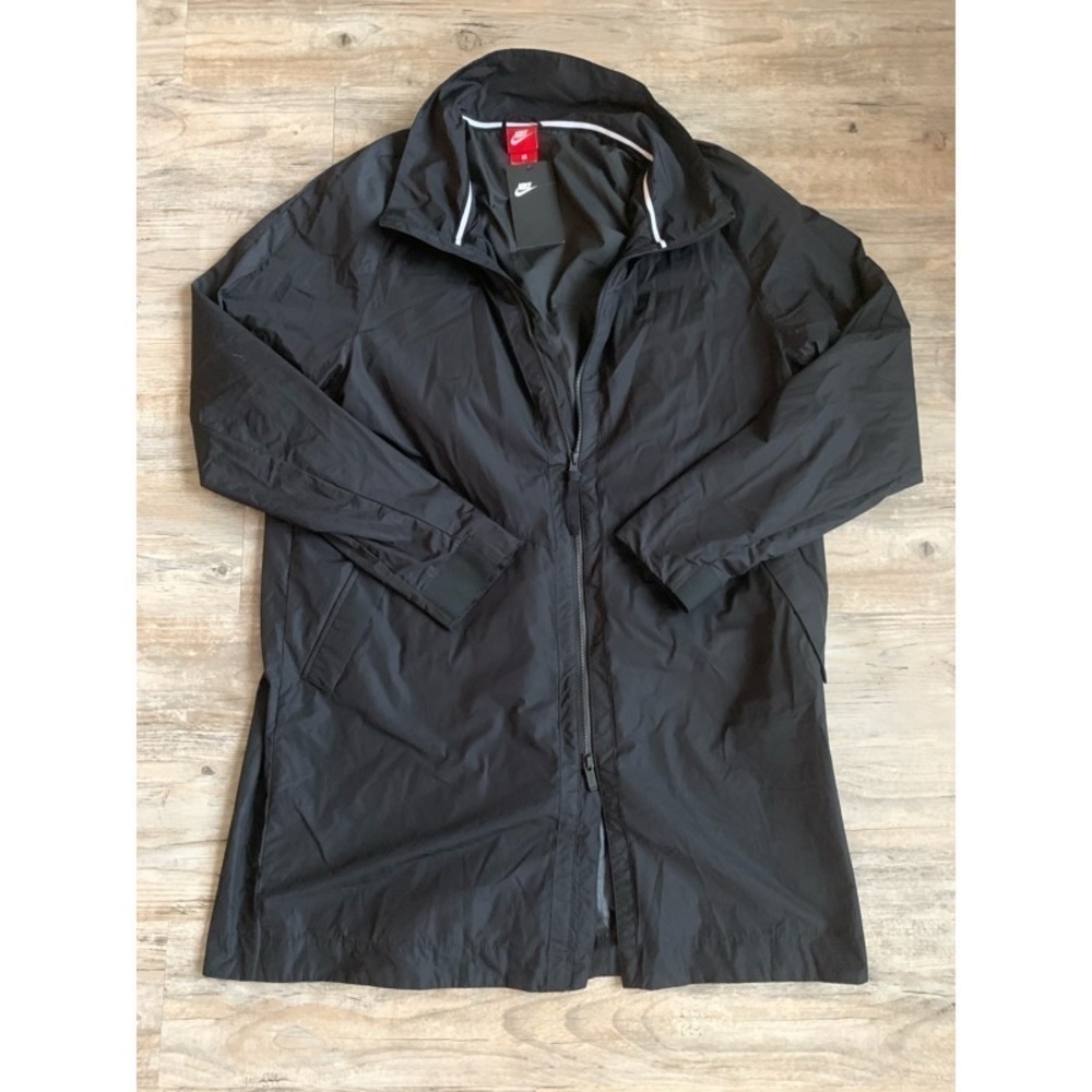 NWT NIKE Men’s Trench Windbreaker Jacket